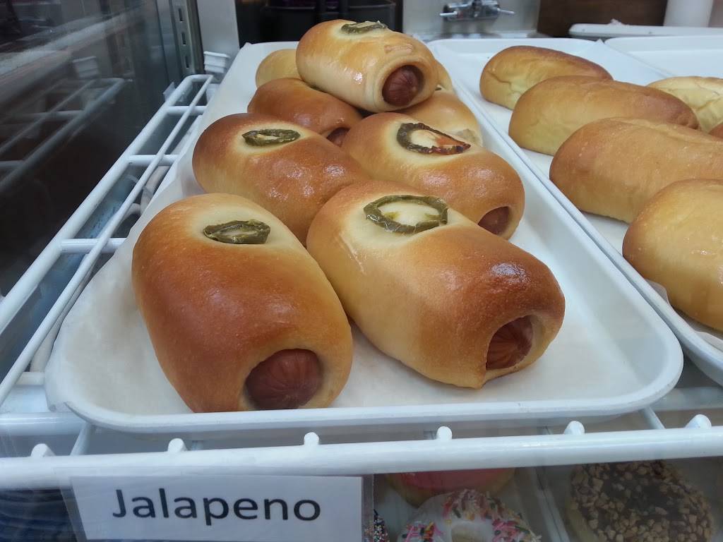 J & J Donuts | bakery | 415 Peachtree Industrial Blvd, Suwanee, GA 30024, USA | 6789263763 OR +1 678-926-3763