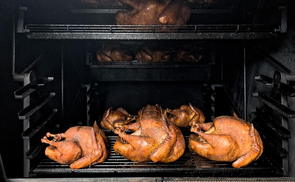 Crystal River Smokehouse & Grill | restaurant | 2581 US-19, Crystal River, FL 34428, USA | 3522284159 OR +1 352-228-4159