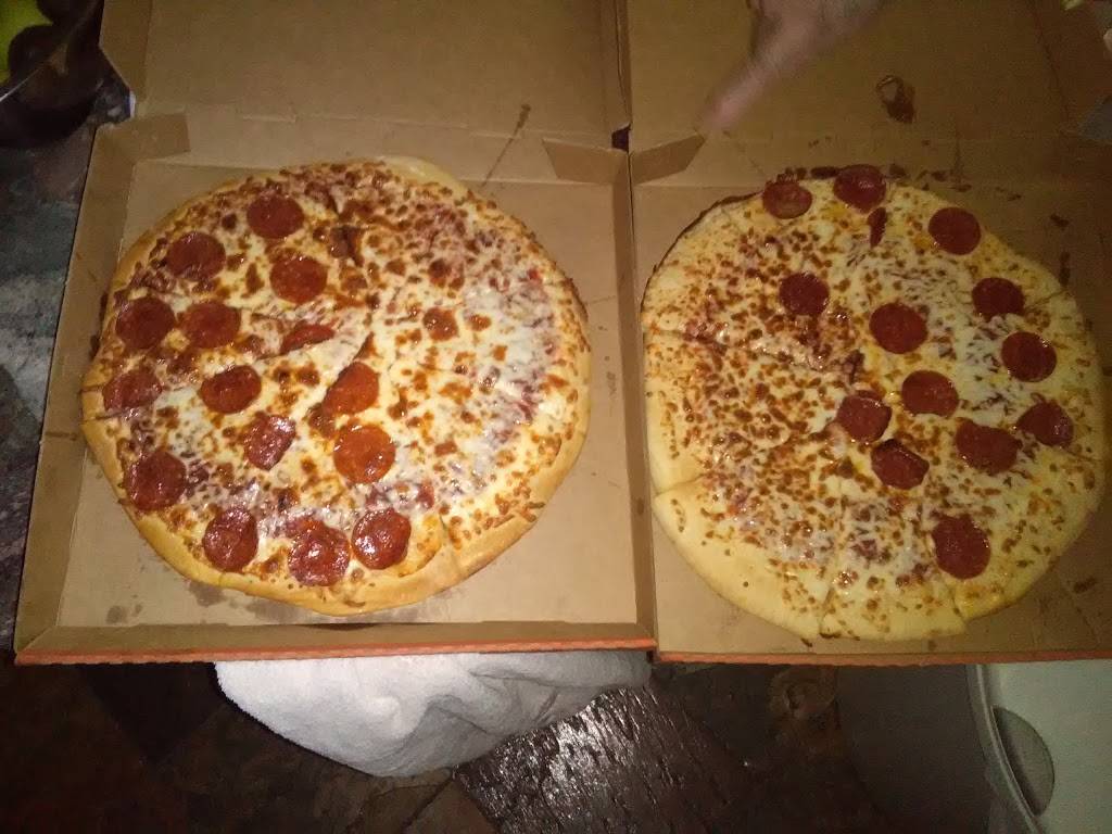 Little Caesars Pizza | meal takeaway | 6078 W Maple Rd, West Bloomfield Township, MI 48322, USA | 2485388637 OR +1 248-538-8637