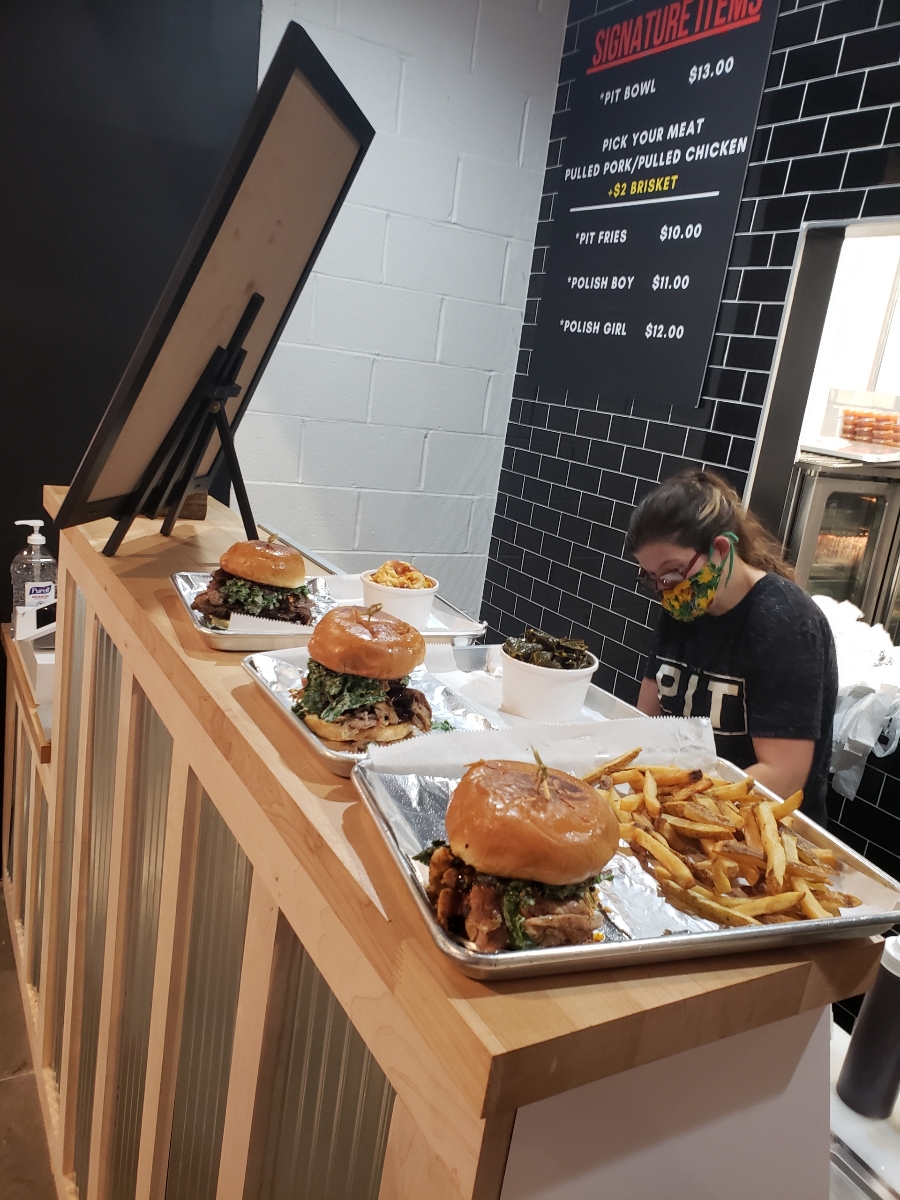 The Pit BBQ Grille and Catering (Bridge Park) | restaurant | 6750 Longshore St, Dublin, OH 43017, USA | 6146838797 OR +1 614-683-8797