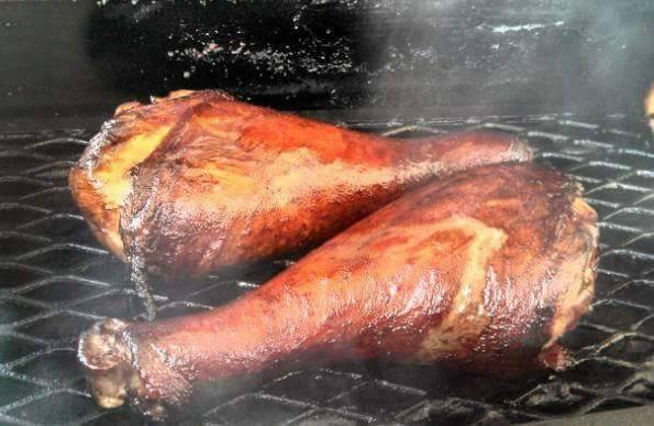 Mad Pig Bar-B-Q | restaurant | 2006 15th St, Lawrenceville, IL 62439, USA | 8128817902 OR +1 812-881-7902