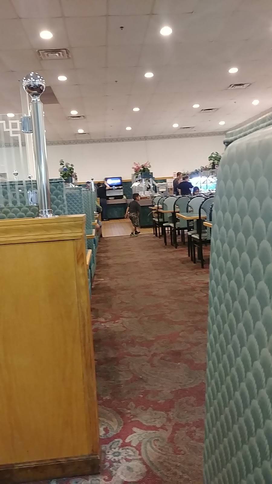 Grand Buffet | restaurant | 4400 W Elm St, McHenry, IL 60050, USA | 8153633888 OR +1 815-363-3888