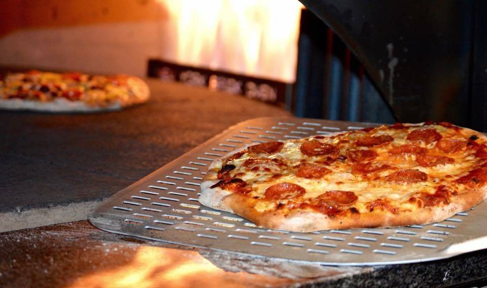 PC Brick Oven Pizza | restaurant | 2018 W 2nd St, Marion, IN 46952, USA | 7656626312 OR +1 765-662-6312