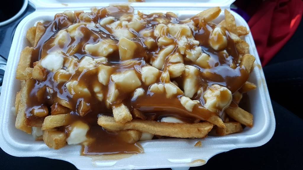 Patate Lou-Lou | restaurant | 29 Chemin Eardley, Gatineau, QC J9H 4J9, Canada | 8196824603 OR +1 819-682-4603