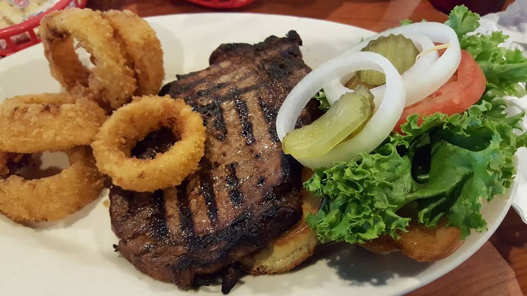 DJs Steakhouse | restaurant | 836 Bypass Rd, Winchester, KY 40391, USA | 8597379513 OR +1 859-737-9513