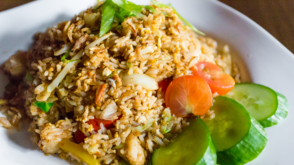 Candle Nut Restaurant | restaurant | 2101-1 Market St, Wilmington, NC 28403, USA | 9103992054 OR +1 910-399-2054