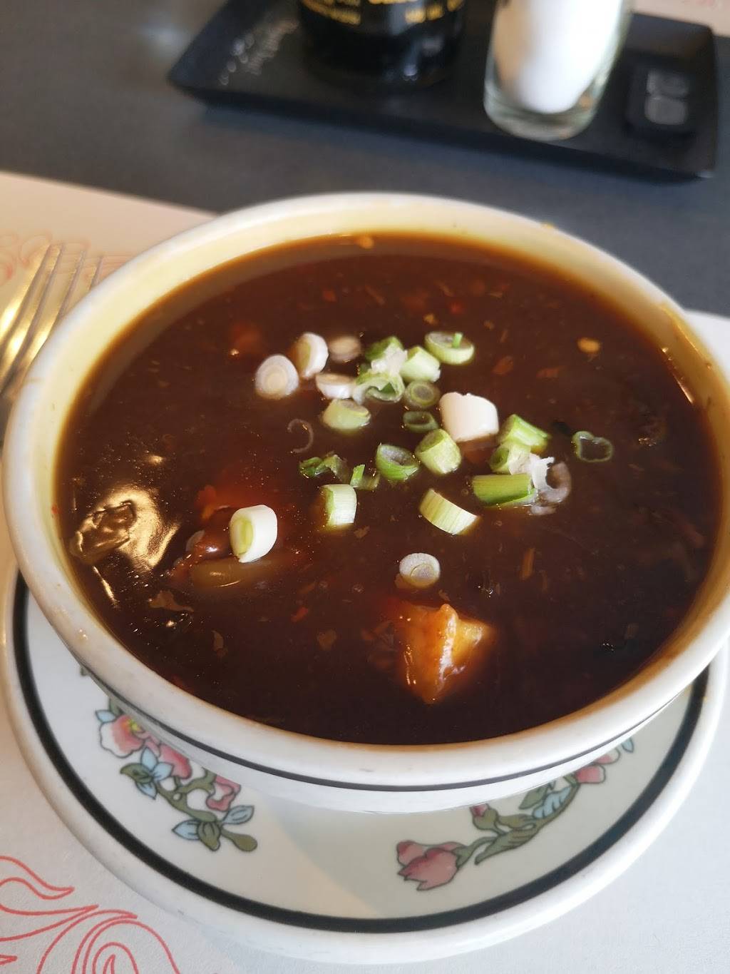 Nouilles Express Halal | restaurant | 325 Boul Henri-Bourassa E, Montréal, QC H3L 1C2, Canada | 5143350054 OR +1 514-335-0054