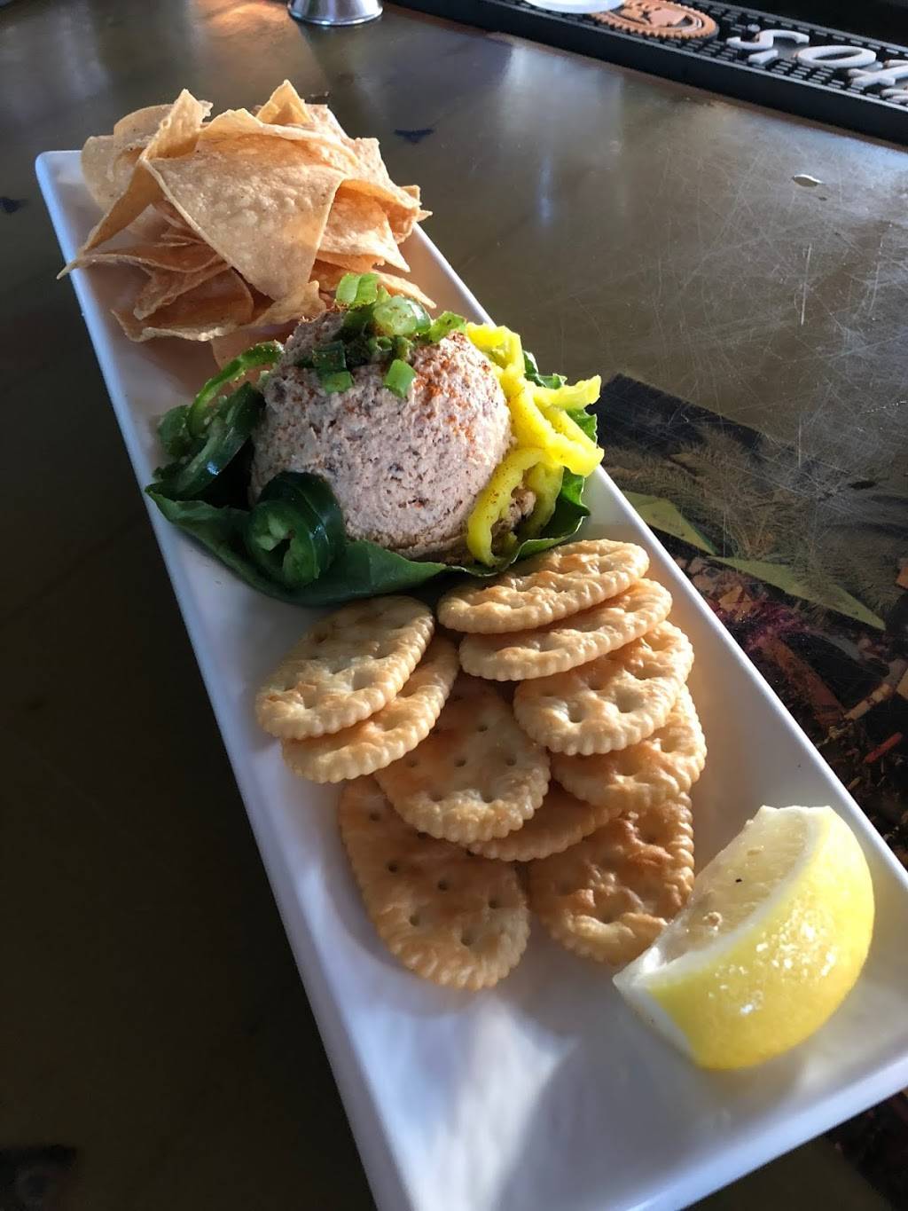 The Fish Depot Bar & Grill | restaurant | 511 NE 4th St, Boynton Beach, FL 33435, USA | 5618065441 OR +1 561-806-5441