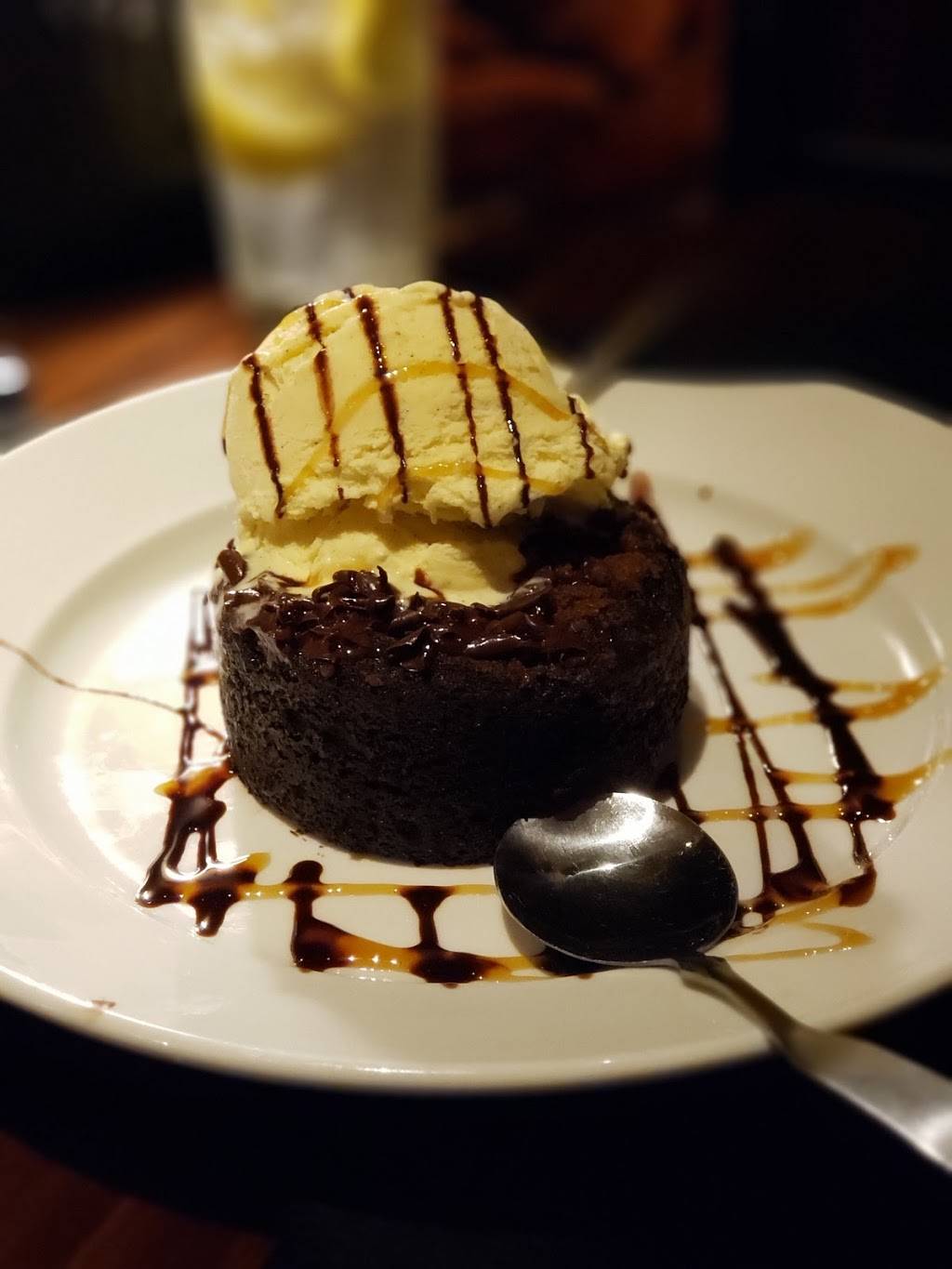 LongHorn Steakhouse | meal takeaway | 92-30 59th Ave, Queens, NY 11373, USA | 7183351371 OR +1 718-335-1371