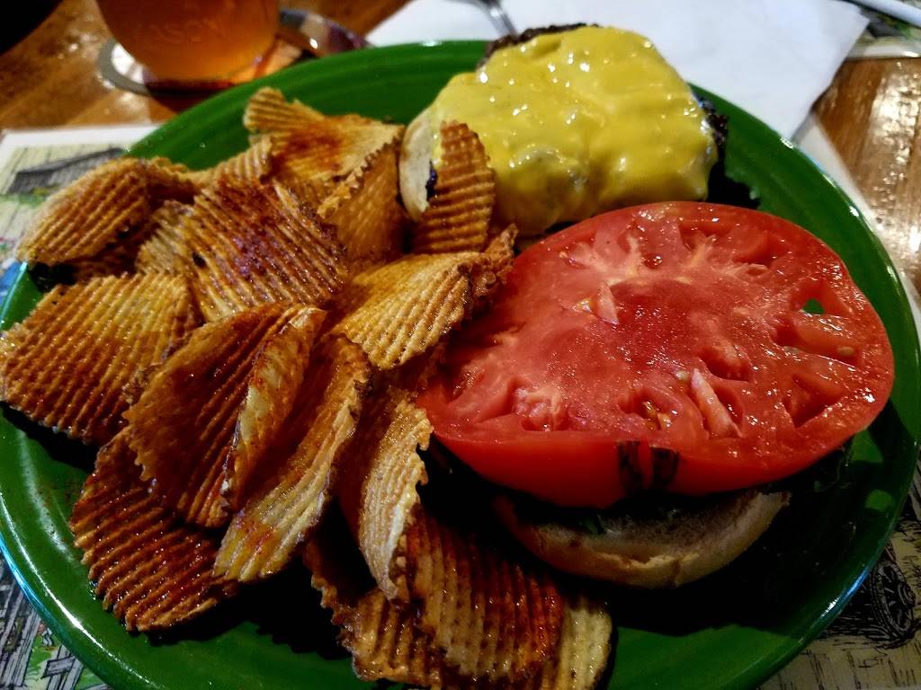 Swinging Bridge | restaurant | 16071 Paint Bank Road, Paint Bank, VA 24131, USA | 5408975099 OR +1 540-897-5099