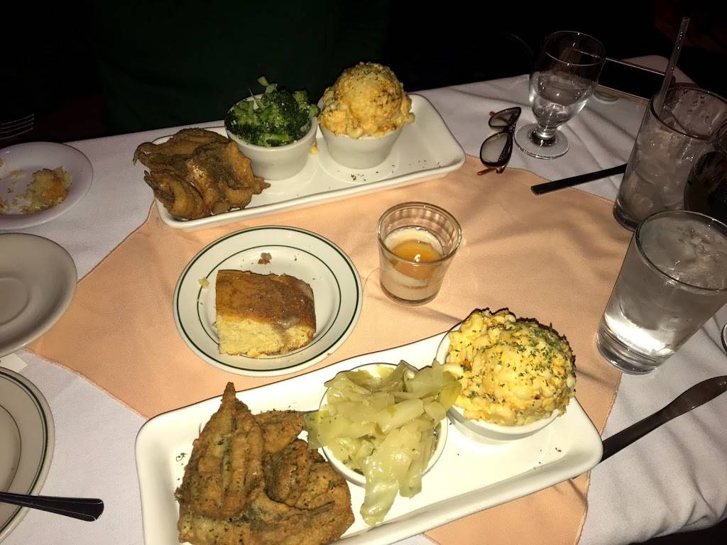 Savannahs Southern Belle Restaurant | restaurant | 10 E Blancke St, Linden, NJ 07036, USA | 9085835260 OR +1 908-583-5260