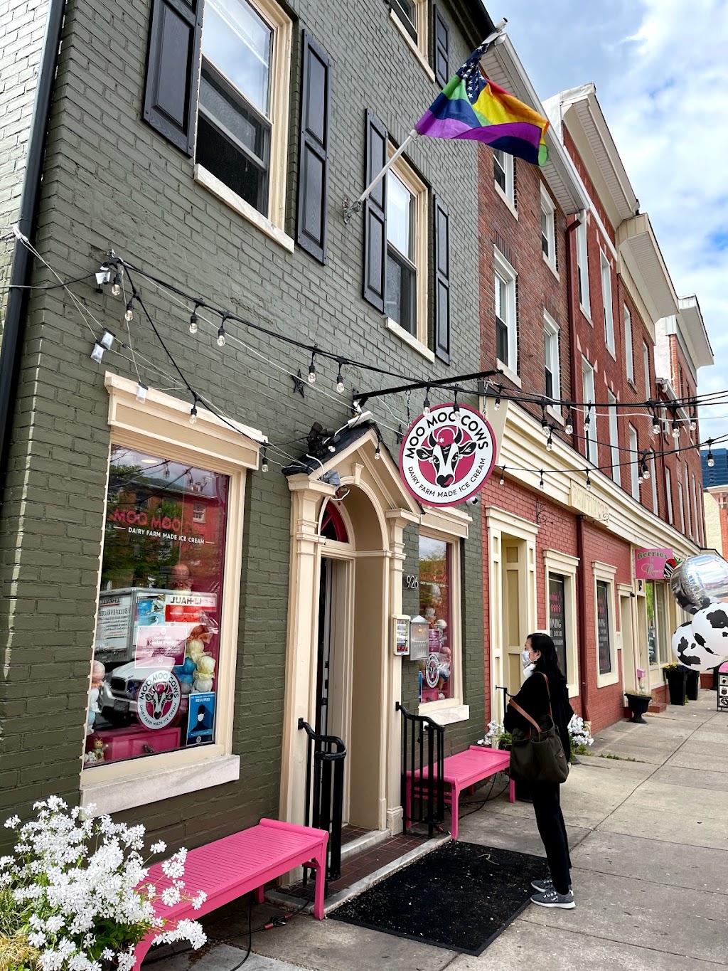 Moo Moo Cows - Ice Cream | restaurant | 926 Light St Suite 1, Baltimore, MD 21230, USA | 4432612697 OR +1 443-261-2697