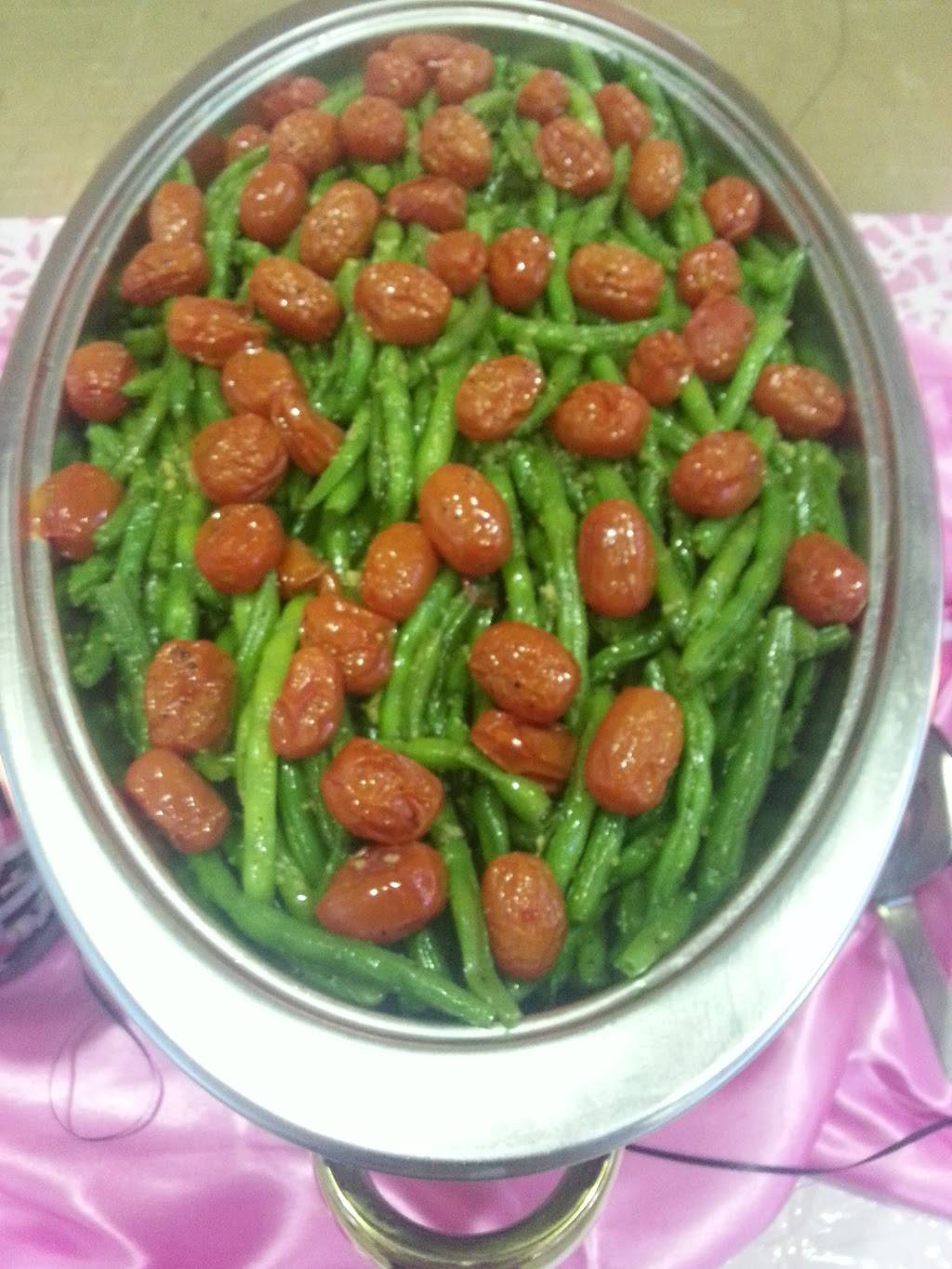 Evelyns Food Love | cafe | 5522 S State St, Chicago, IL 60621, USA | 8728185557 OR +1 872-818-5557