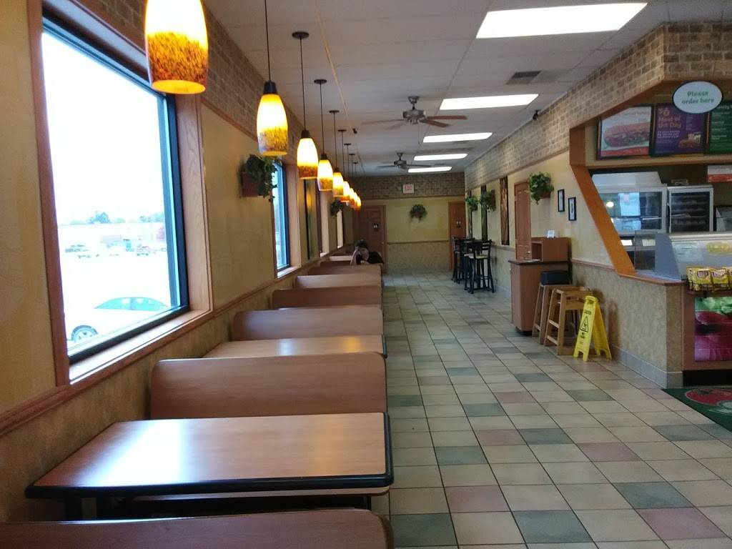 Subway | restaurant | 175 N Miriam St, Nappanee, IN 46550, USA | 5747732888 OR +1 574-773-2888