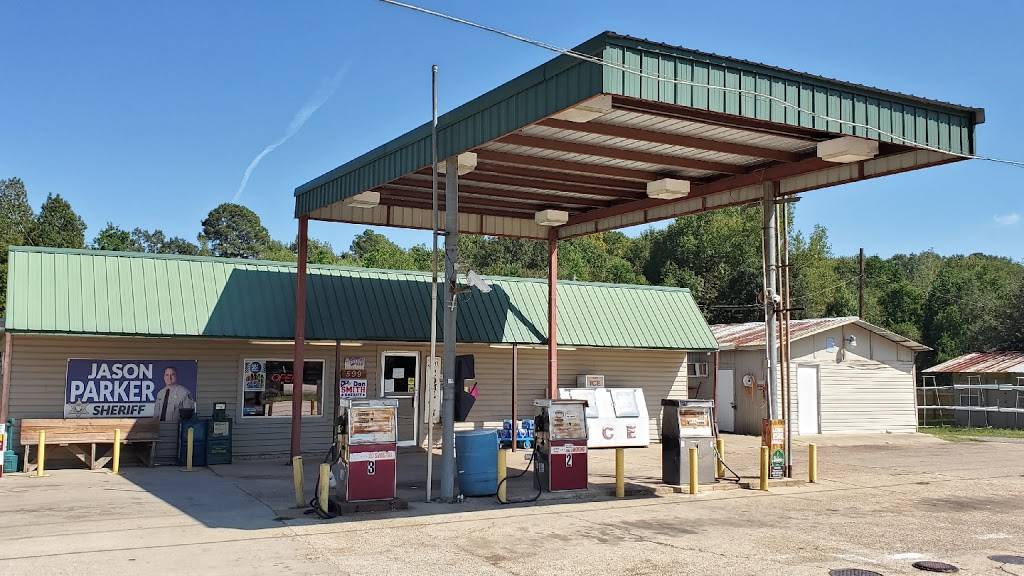 Doyline Country Store | restaurant | 599 Fuller St, Doyline, LA 71023, USA | 3187452961 OR +1 318-745-2961