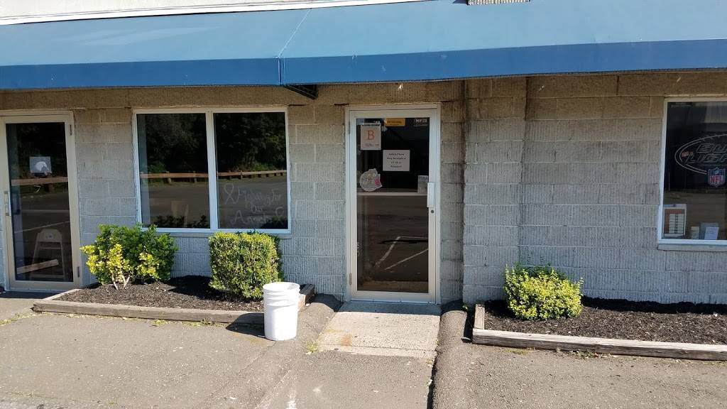 Odies Place | restaurant | 3352 Whitney Ave, Hamden, CT 06518, USA | 2032886343 OR +1 203-288-6343