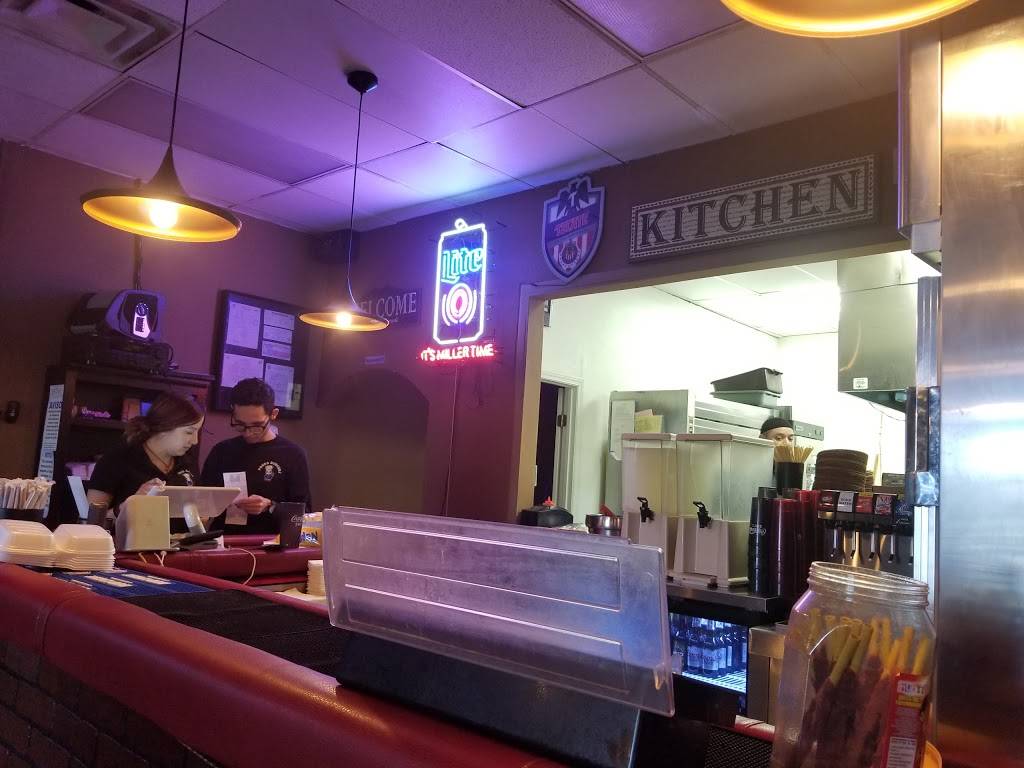 Panda Burgers | restaurant | 10780 Pebble Hills Blvd, El Paso, TX 79935, USA | 9155942820 OR +1 915-594-2820