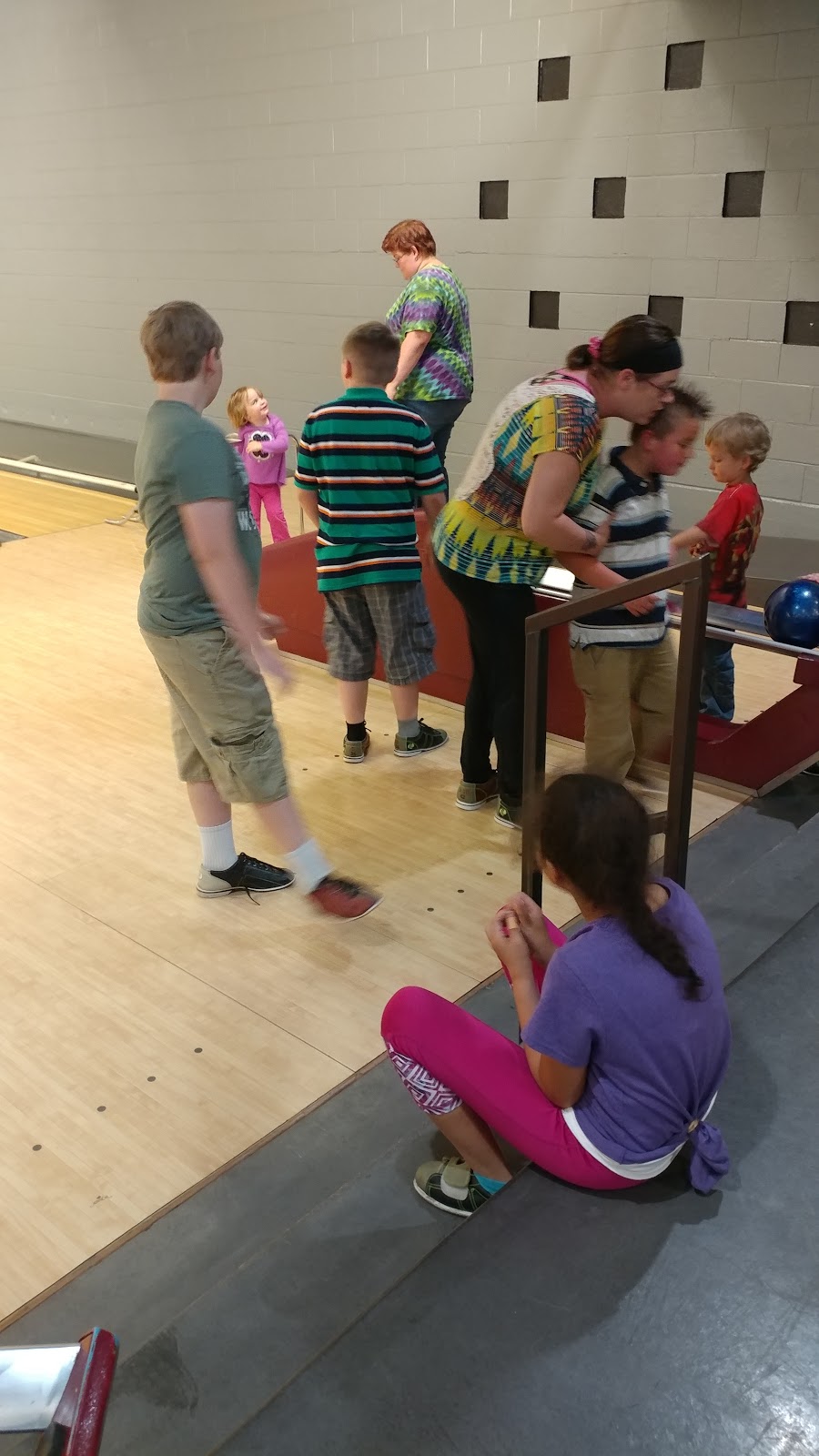 Grizzly Bowl | restaurant | 307 S Haverhill Rd, El Dorado, KS 67042, USA | 3164525410 OR +1 316-452-5410