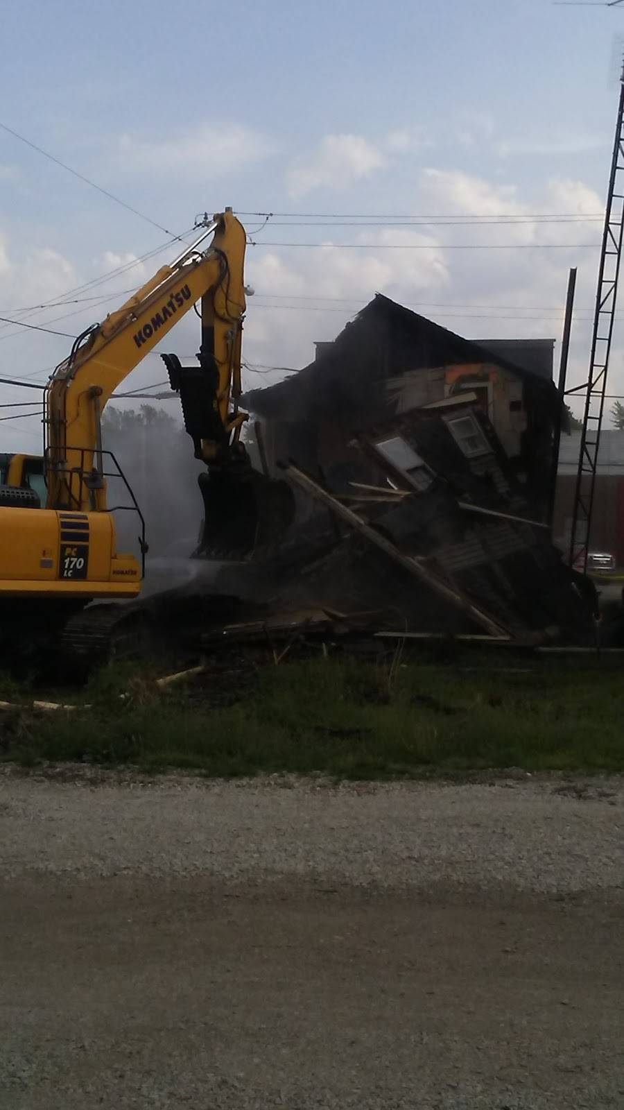 Ashkum Coliseum | restaurant | 117 E Main St, Ashkum, IL 60911, USA | 2174806691 OR +1 217-480-6691