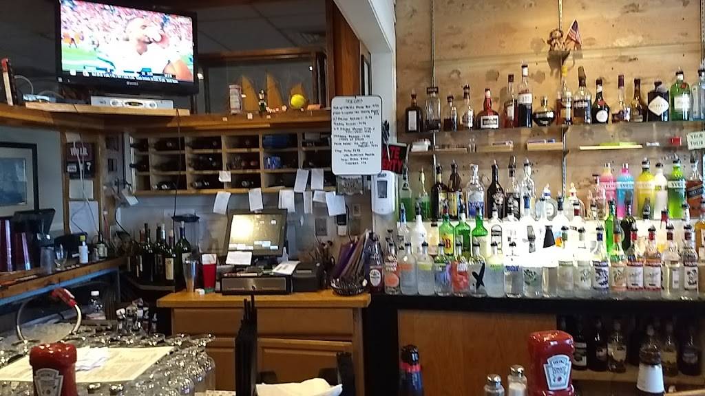 Schooners | restaurant | 157 Nantasket Ave, Hull, MA 02045, USA | 7819255200 OR +1 781-925-5200