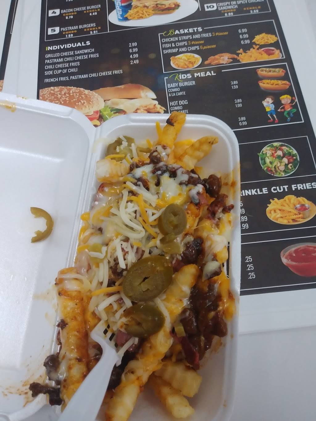 S-N-S hot Deli | restaurant | 329 NE 3rd Ave, Visalia, CA 93291, USA | 5596022456 OR +1 559-602-2456