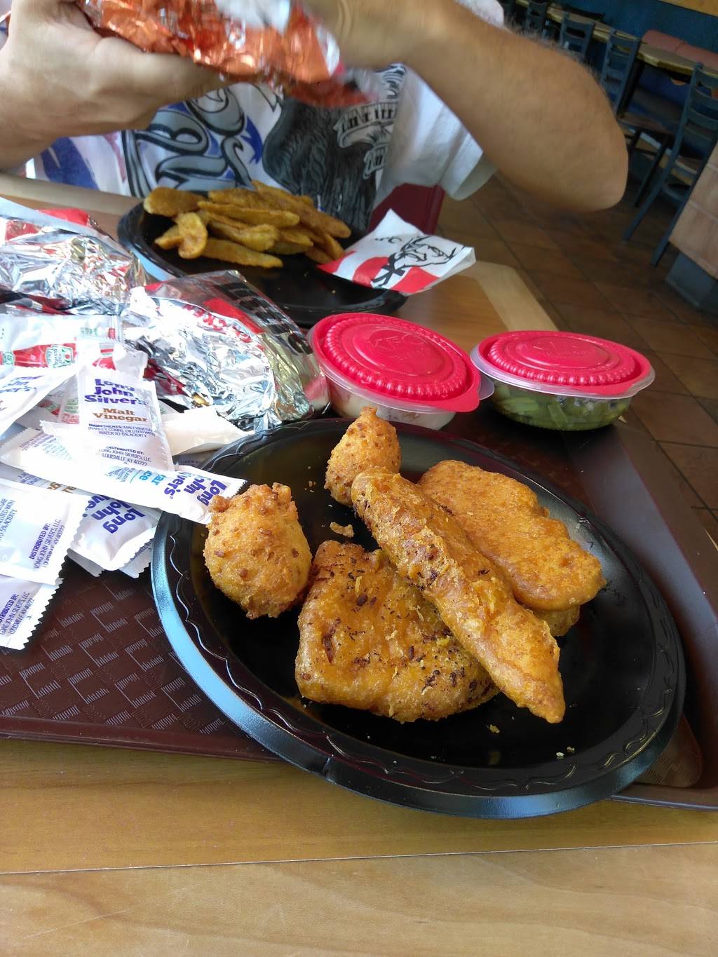 KFC | restaurant | 7103 Seminole Blvd, Seminole, FL 33772, USA | 7273976148 OR +1 727-397-6148