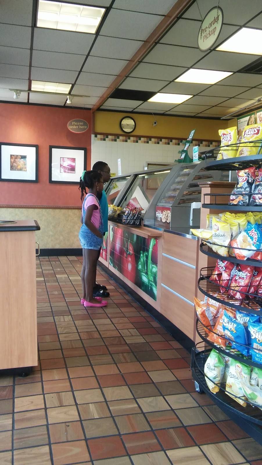 Subway | restaurant | 11936 Bellaire Blvd, Houston, TX 77072, USA | 2819332343 OR +1 281-933-2343