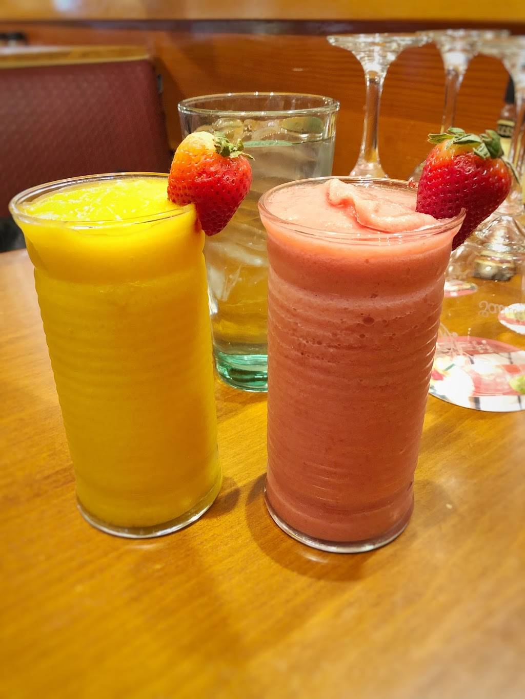 Olive Garden Italian Restaurant | meal takeaway | 4210 24th Ave, Fort Gratiot Twp, MI 48059, USA | 8103855694 OR +1 810-385-5694