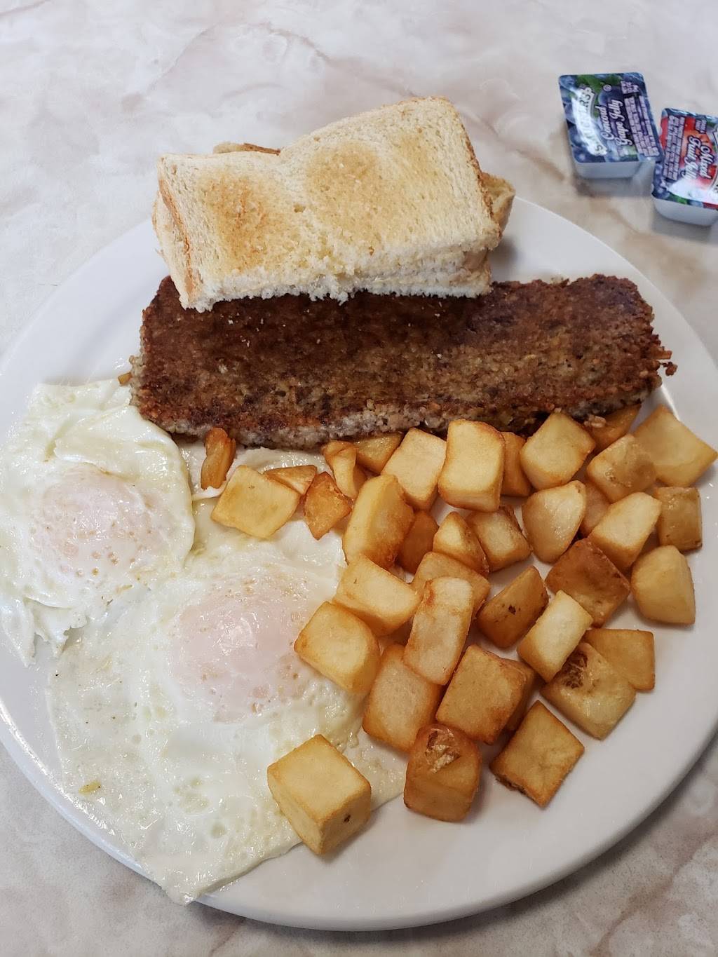 Country Inn | restaurant | 910 Ohio Pike, Cincinnati, OH 45245, USA | 5137522586 OR +1 513-752-2586