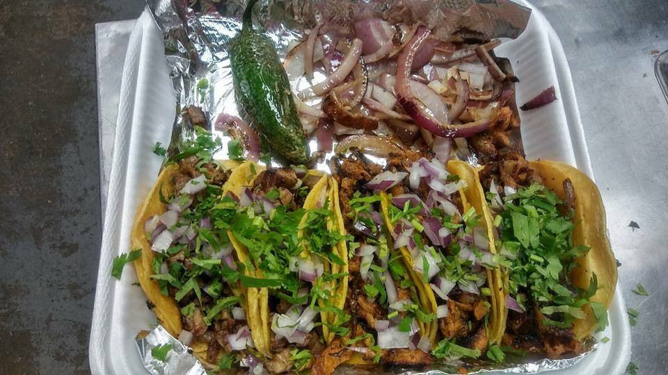 Super Pollos Asados "Los Primos" | restaurant | 2426 Culebra Rd, San Antonio, TX 78228, USA | 2105072644 OR +1 210-507-2644