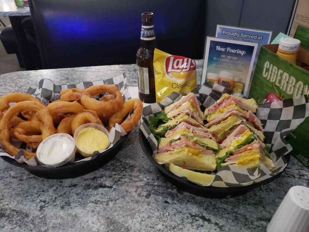 Mug Shotz Bar & Grill | restaurant | 13508 N Saginaw Rd, Clio, MI 48420, USA | 8106407464 OR +1 810-640-7464