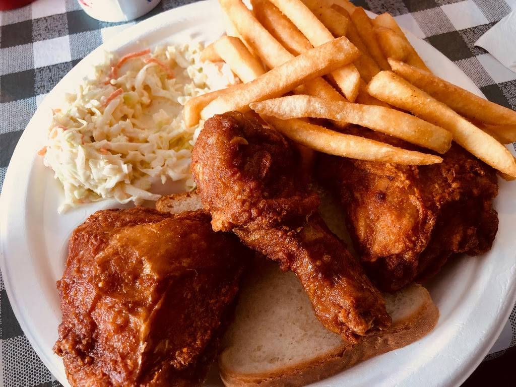 Guss World Famous Fried Chicken | restaurant | 2580 Long Beach Boulevard, Long Beach, CA 90806, USA | 5622761819 OR +1 562-276-1819