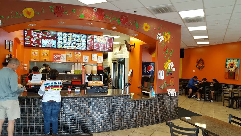 Federicos Mexican Food | restaurant | 16995 W Greenway Rd #100, Surprise, AZ 85388, USA | 6235840717 OR +1 623-584-0717