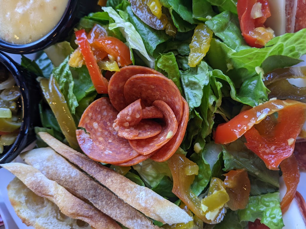 Pahgres | restaurant | 1541 Oxbow Dr, Montrose, CO 81401, USA | 9702496442 OR +1 970-249-6442