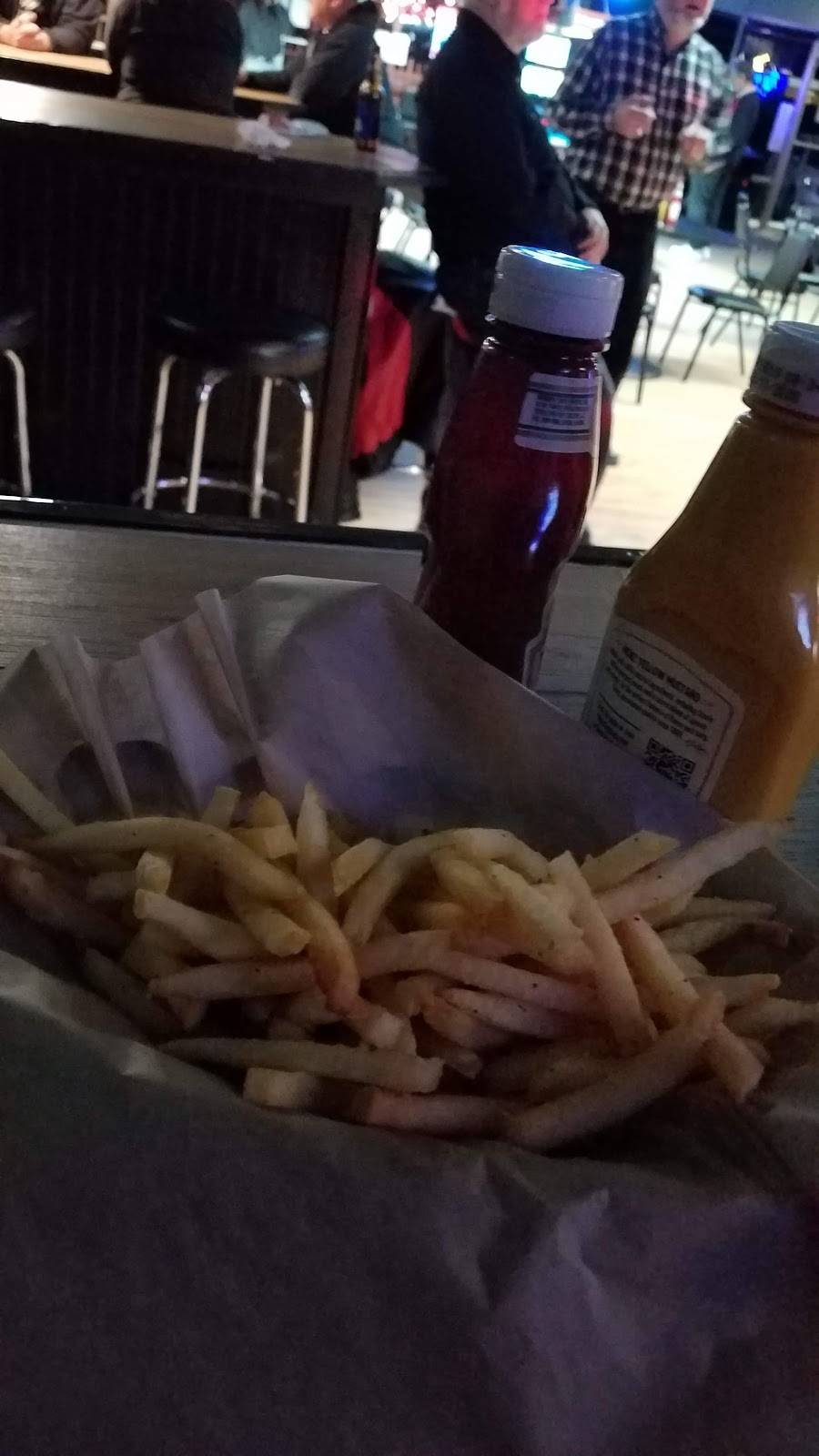 MG’s Prime Time Cafe | restaurant | 7017 Global Dr, Louisville, KY 40258, USA | 5023330719 OR +1 502-333-0719