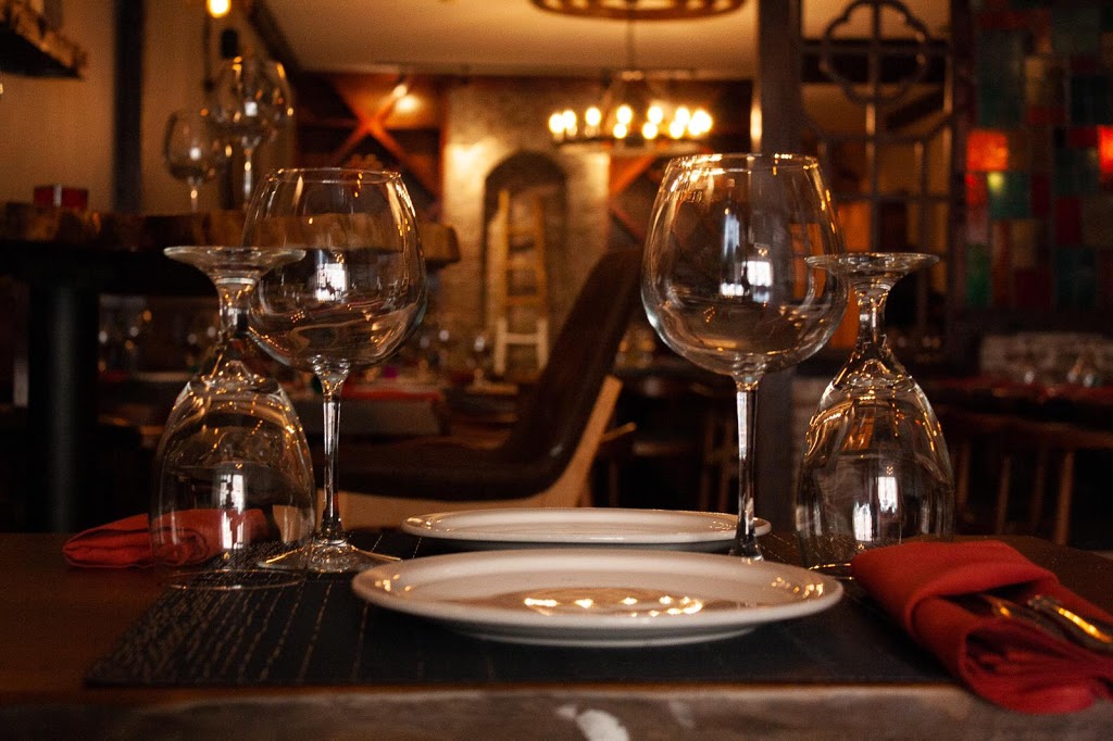 Bordeaux Lounge by Turquoise | restaurant | 2147 W Roscoe St Ste 1E, Chicago, IL 60618, USA | 7735493570 OR +1 773-549-3570