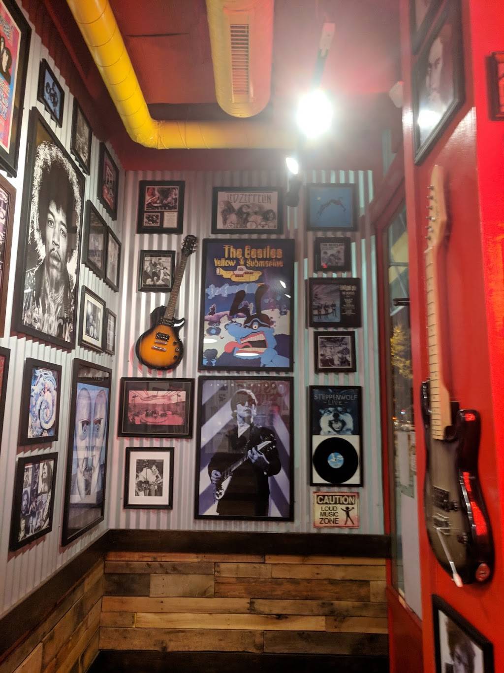 Daves Cosmic Subs | restaurant | 2547 Lorain Ave, Cleveland, OH 44113, USA | 2167955878 OR +1 216-795-5878