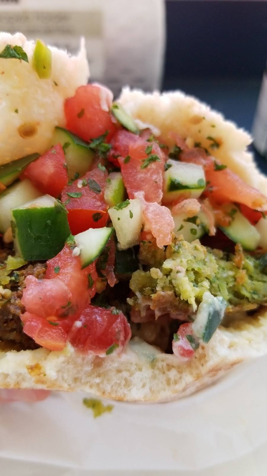 Mana Mana Middle Eastern Restaurant | restaurant | 530 Park St, Clearwater, FL 33755, USA | 7274155554 OR +1 727-415-5554