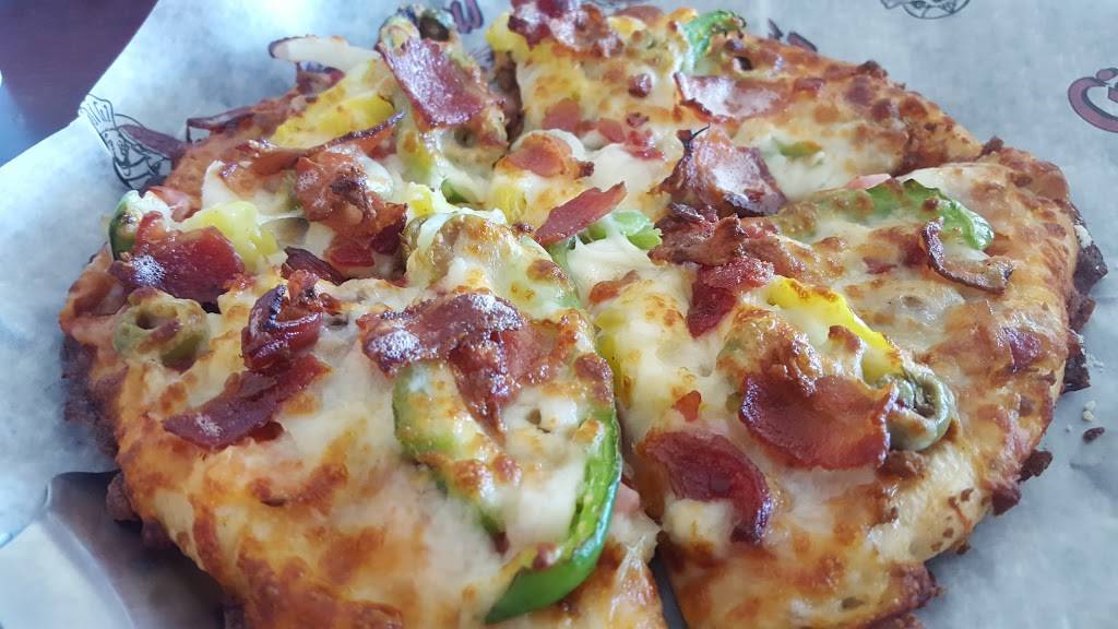 Giovannis Pizza | restaurant | 728 Boone Ave, Winchester, KY 40391, USA | 8597452991 OR +1 859-745-2991