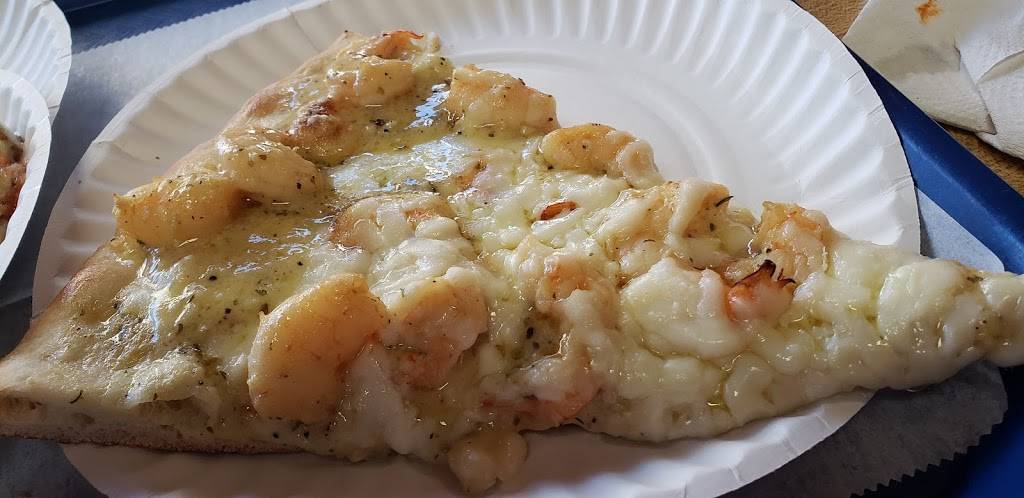 Queen Pizza & Deli | restaurant | 938 Broad St, Newark, NJ 07102, USA | 9738021661 OR +1 973-802-1661