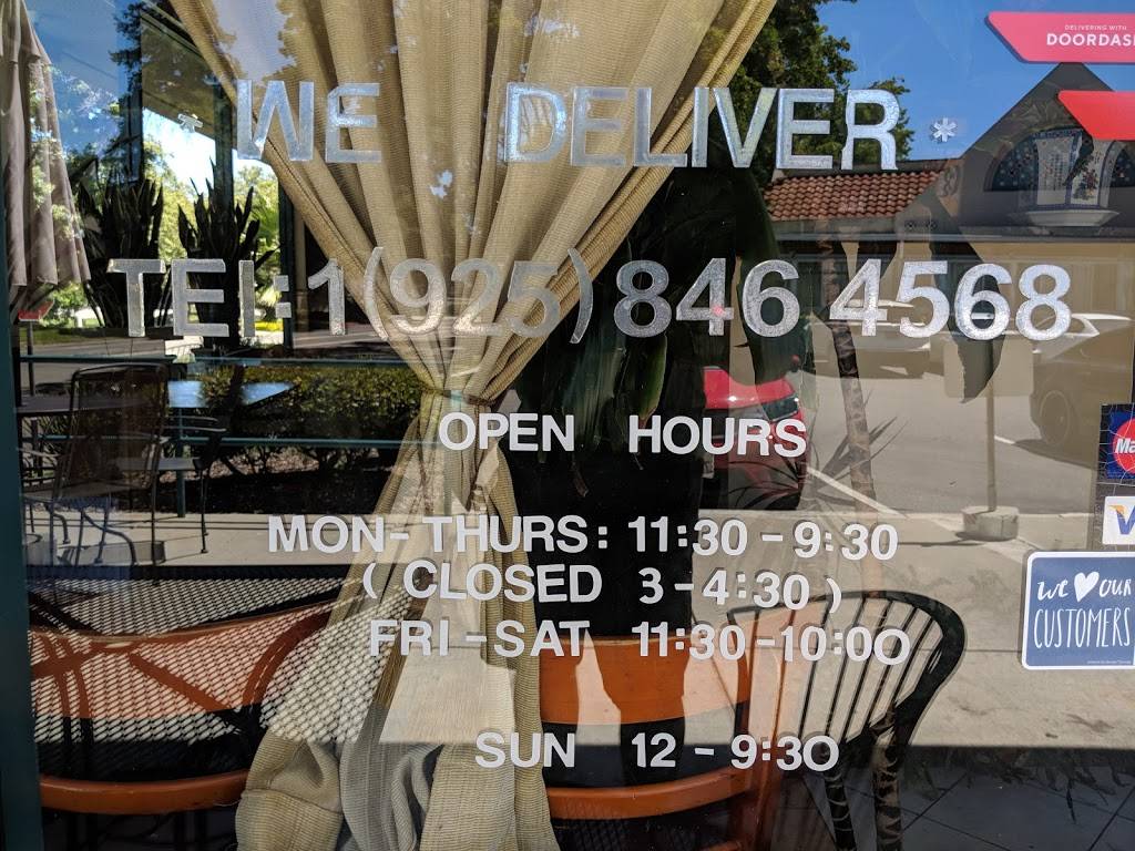 Gold Chopsticks | restaurant | Suite A-11, 3170 Santa Rita Rd, Pleasanton, CA 94566, USA | 9258464568 OR +1 925-846-4568