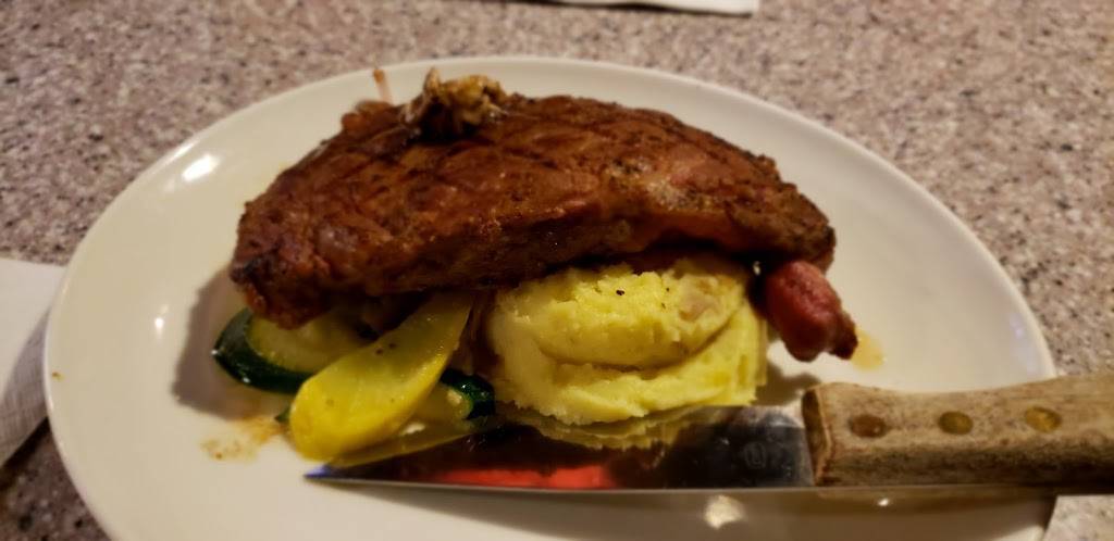 Ducks Grille & Bar | restaurant | 1207 Gum Branch Rd, Jacksonville, NC 28540, USA | 9104559128 OR +1 910-455-9128