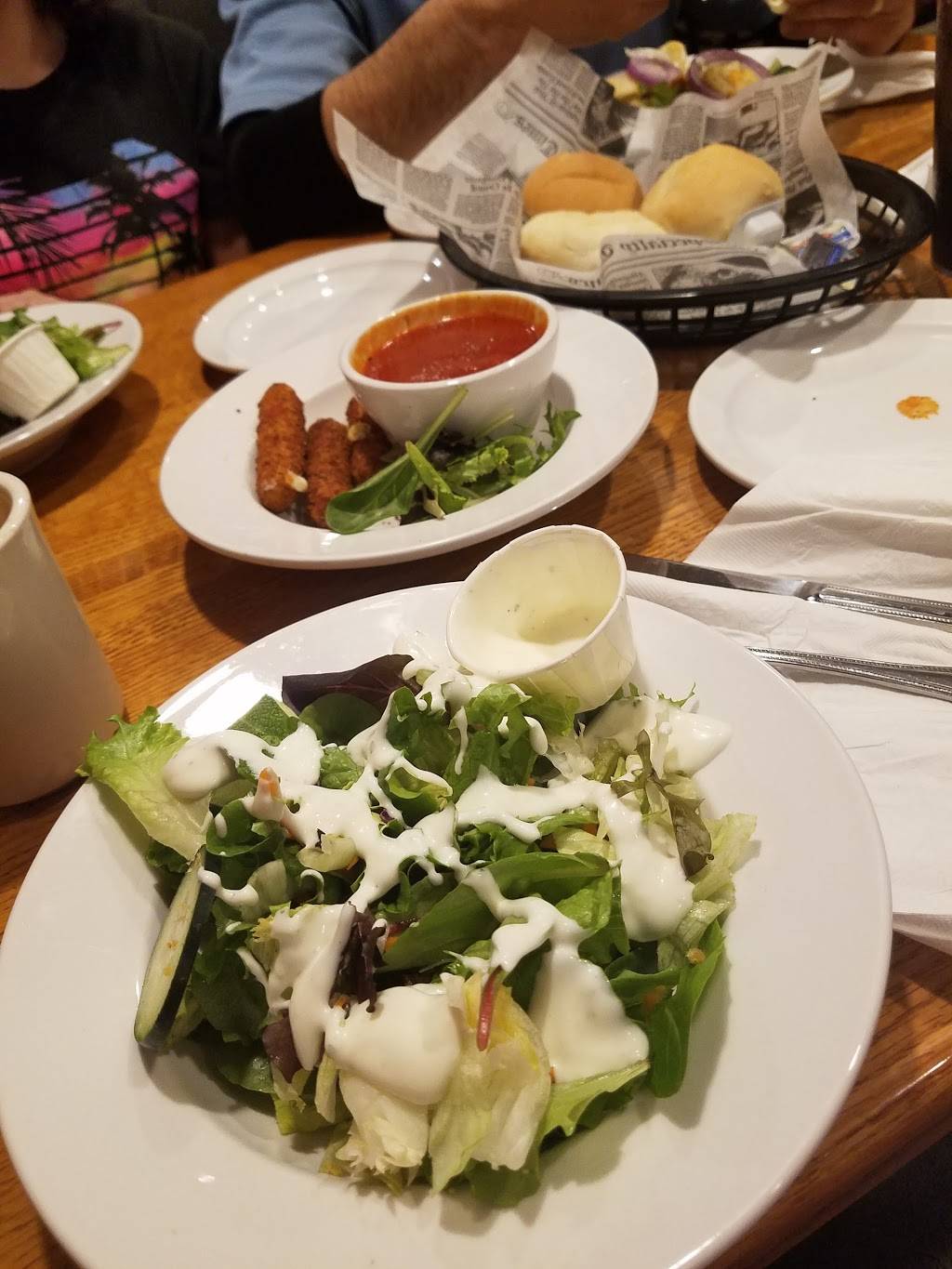 J Ds Post House On the Avenue | restaurant | 5201 Mahoning Ave, Warren, OH 44483, USA | 3308478113 OR +1 330-847-8113