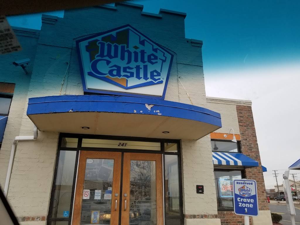 White Castle | restaurant | 241 Randall Rd, Lake in the Hills, IL 60156, USA | 8478546760 OR +1 847-854-6760