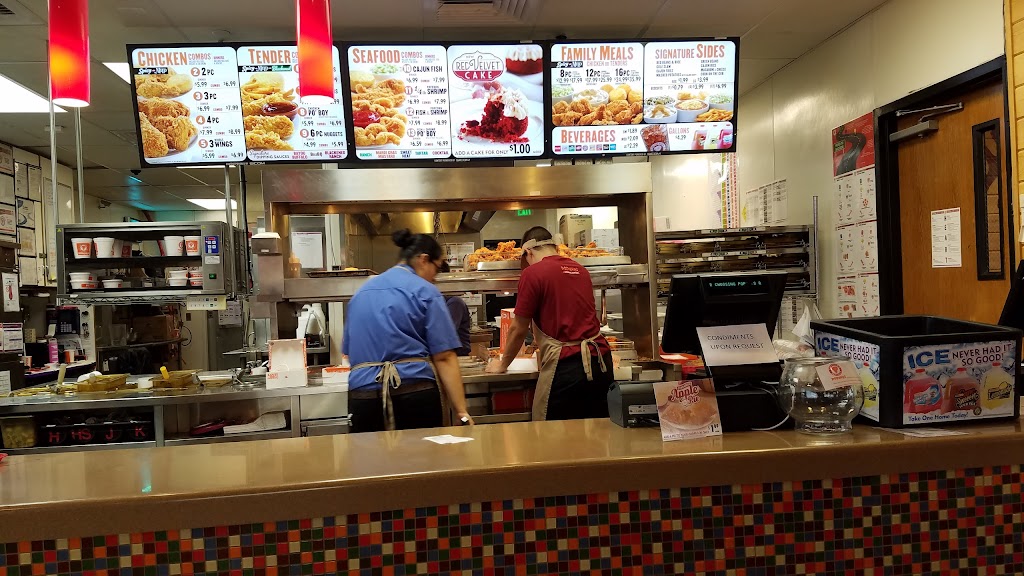 Popeyes Louisiana Kitchen | restaurant | 1930 S Pueblo Blvd, Pueblo, CO 81005, USA | 7195661833 OR +1 719-566-1833