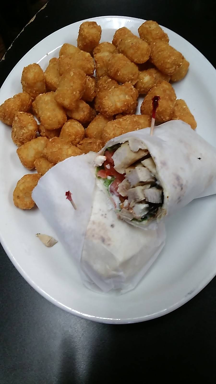 Crystal Tavern | restaurant | 118 Mississippi Ave, Crystal City, MO 63019, USA | 6366382232 OR +1 636-638-2232