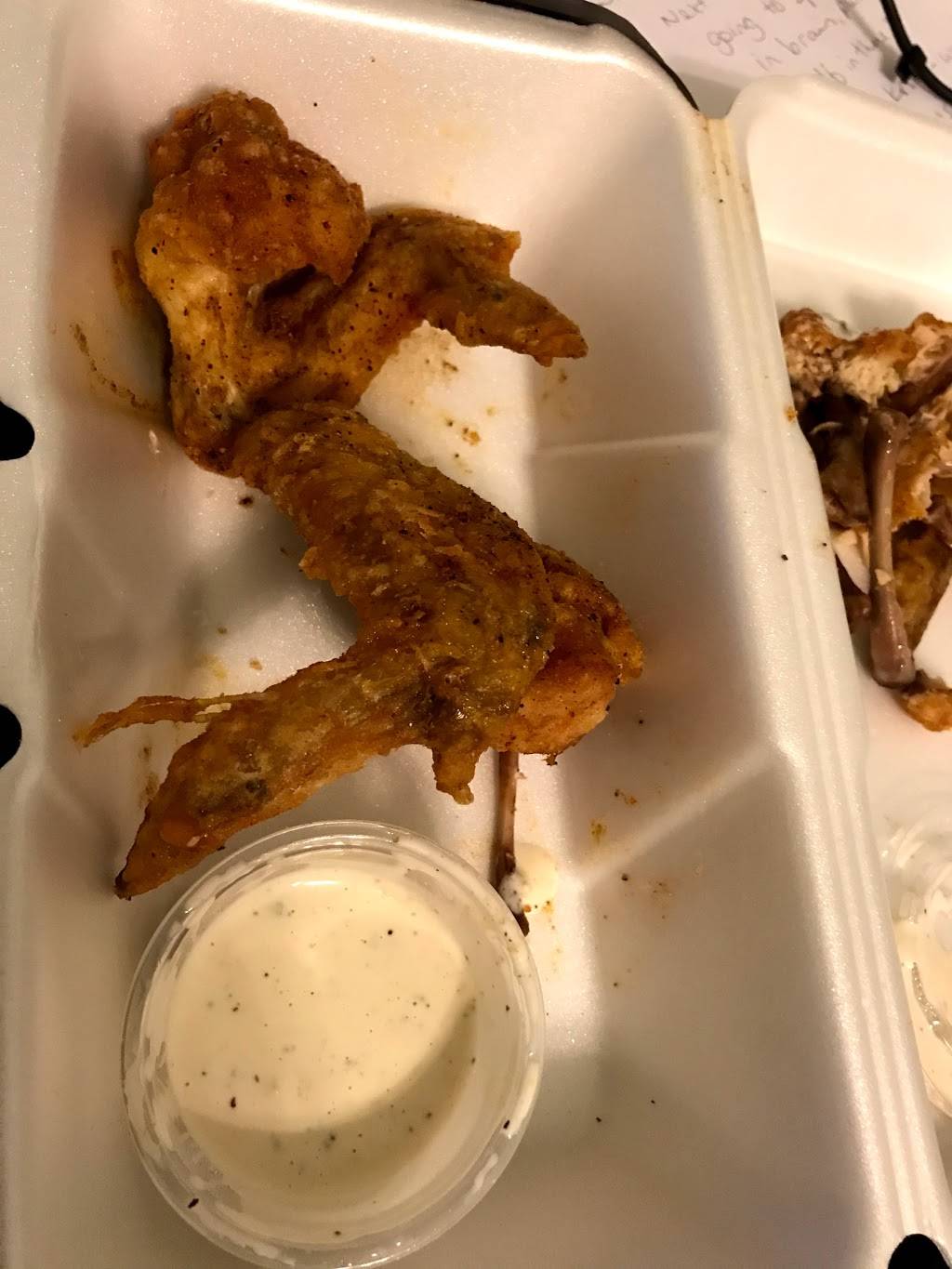 Shorty And Wags Original Chicken Wings | restaurant | 860 E Warner Rd, Gilbert, AZ 85296, USA | 4805070910 OR +1 480-507-0910