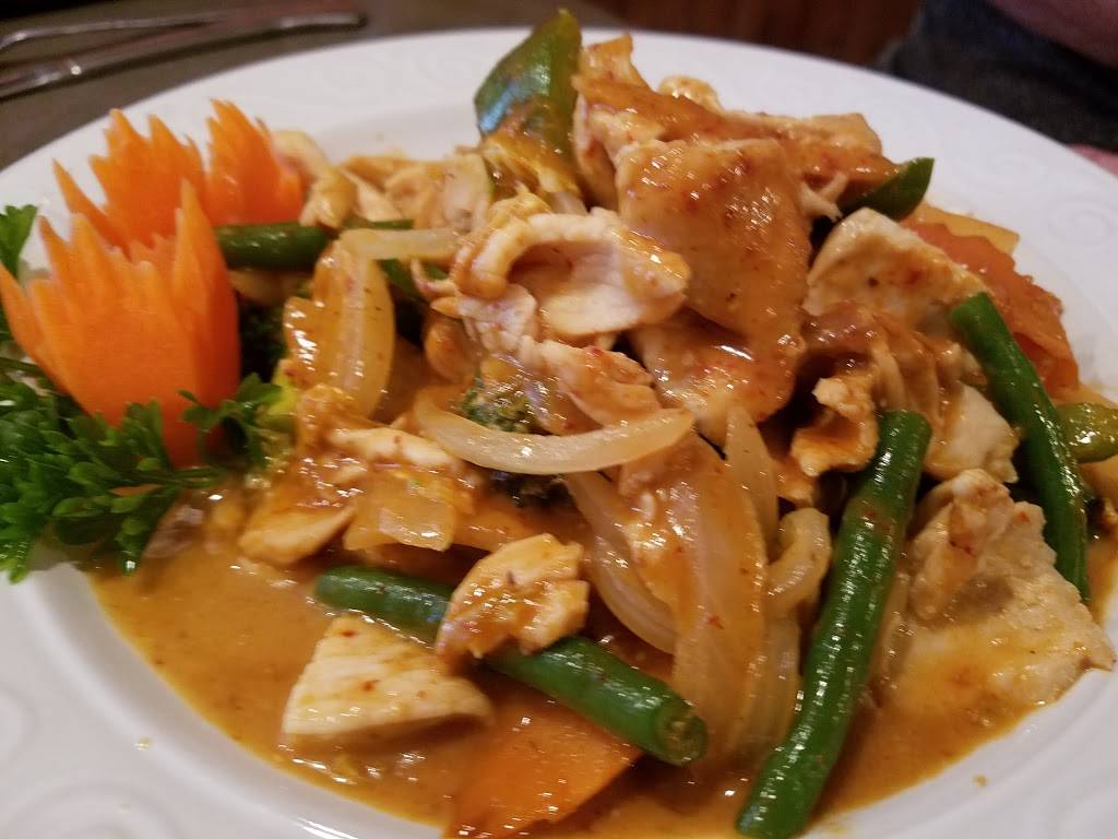 La Na Thai-French Cuisine | restaurant | 33 W State St, Media, PA 19063, USA | 6108927787 OR +1 610-892-7787