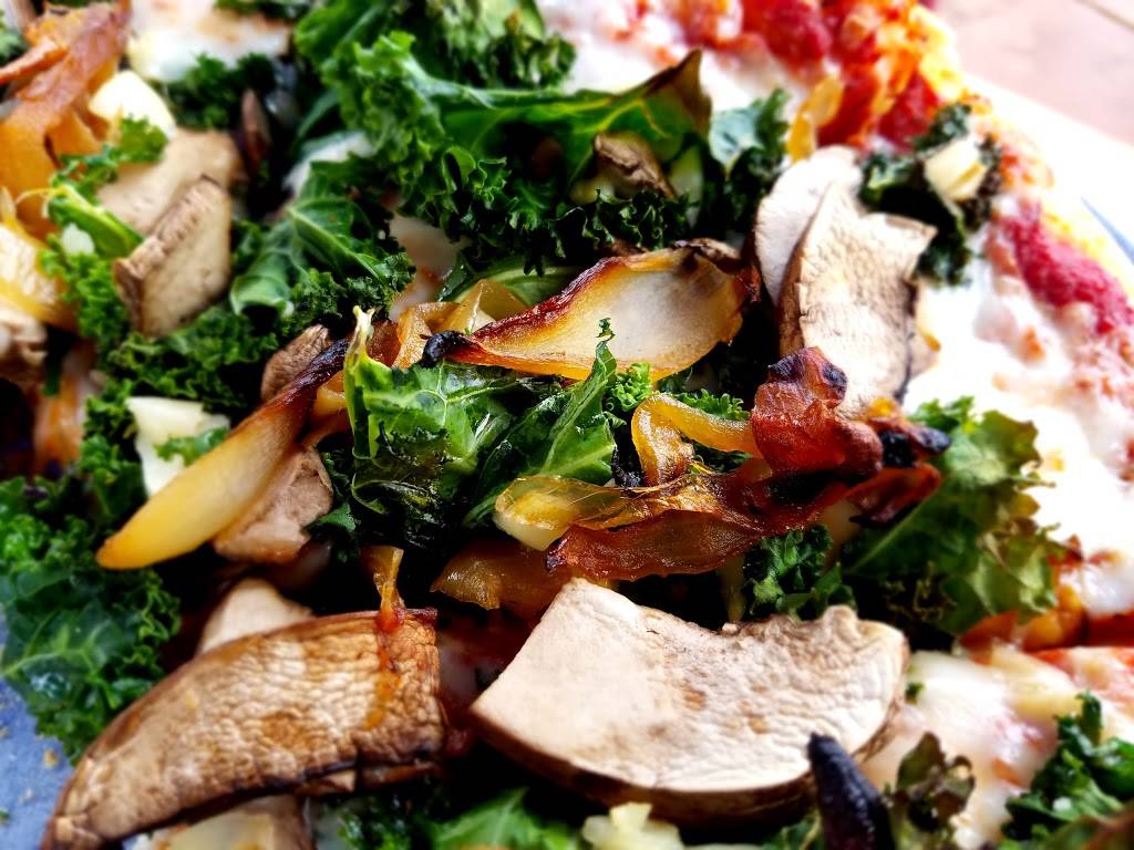 High Mountain Pies | restaurant | 115 W 4th St, Leadville, CO 80461, USA | 7194865555 OR +1 719-486-5555