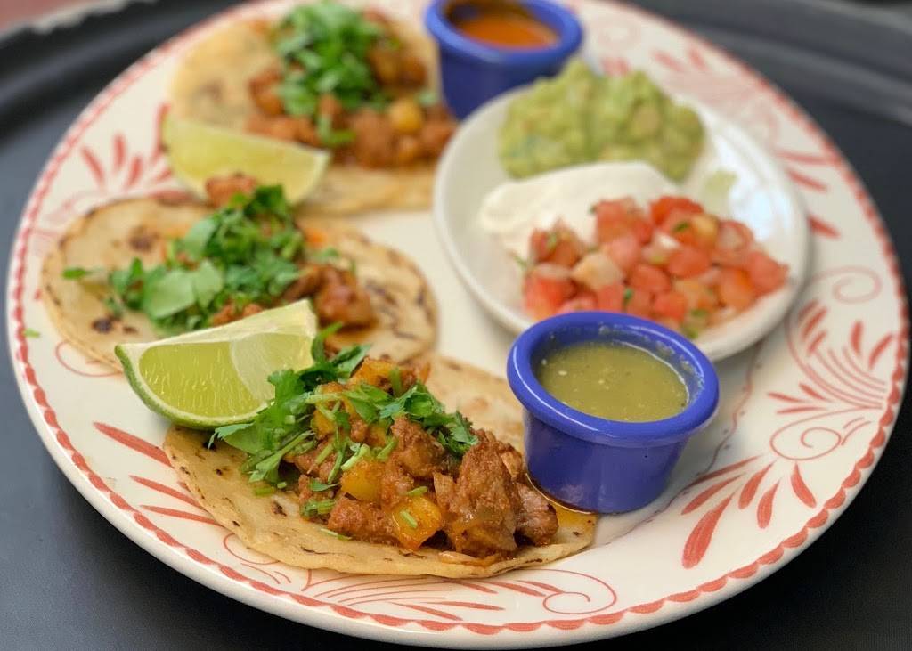 Guapos | restaurant | 8130 Wisconsin Ave, Bethesda, MD 20814, USA | 3016560888 OR +1 301-656-0888